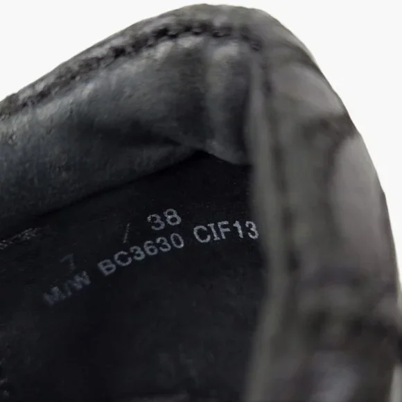 b.o.c. Born Concept Black Peggy Clogs Tooled Leather Slip On Shoes Women Size 7 - Picture 10 of 12